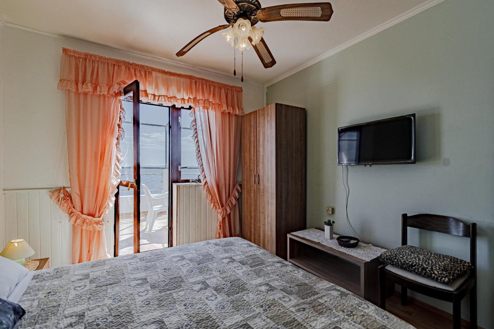 Family Friendly Apartments With A Swimming Pool Zavalatica, Korcula - 183 Cameră foto